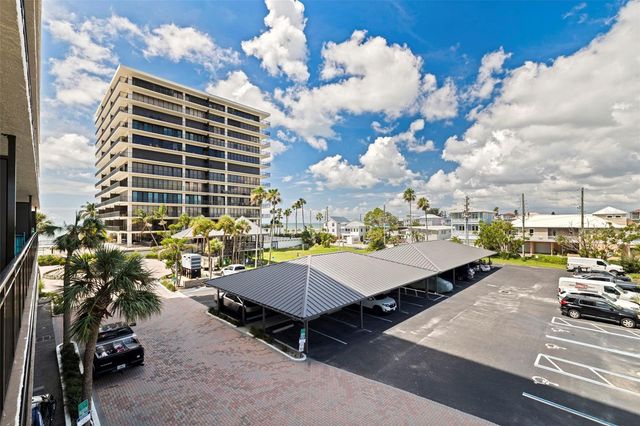 7600 BAYSHORE DRIVE 208, Treasure Island, FL 33706