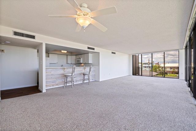 7600 BAYSHORE DRIVE 208, Treasure Island, FL 33706