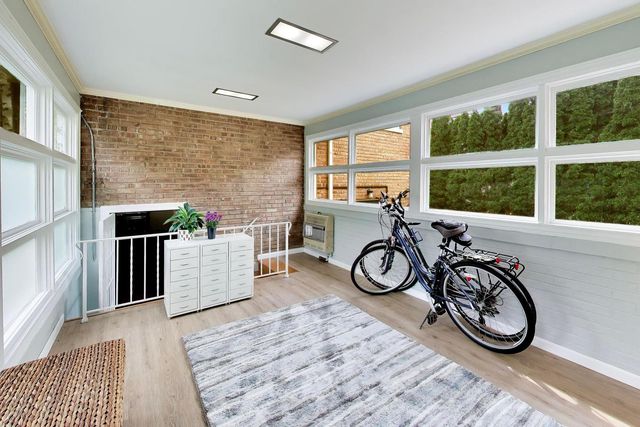 9058 Ewing Avenue, Evanston, IL 60203