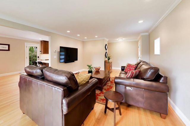9058 Ewing Avenue, Evanston, IL 60203