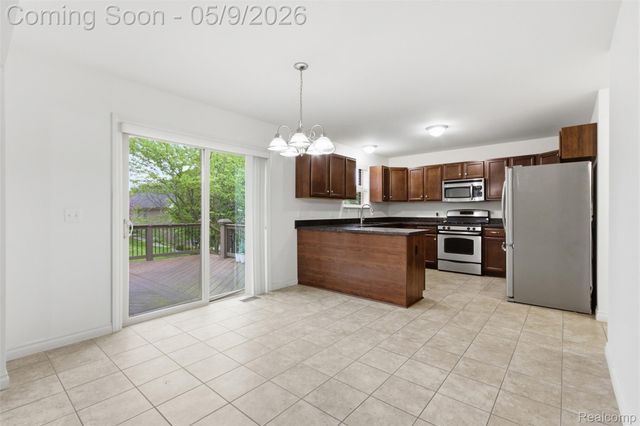 37140 Baker Drive, Westland, MI 48185