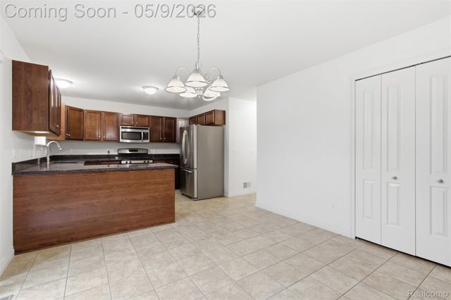 37140 Baker Drive, Westland, MI 48185