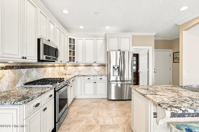 1921 Oak Harbour Drive SW, Ocean Isle Beach, NC 28469