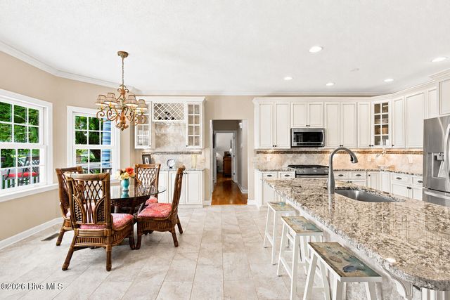 1921 Oak Harbour Drive SW, Ocean Isle Beach, NC 28469