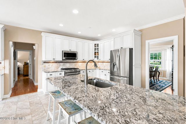 1921 Oak Harbour Drive SW, Ocean Isle Beach, NC 28469