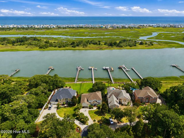 1921 Oak Harbour Drive SW, Ocean Isle Beach, NC 28469