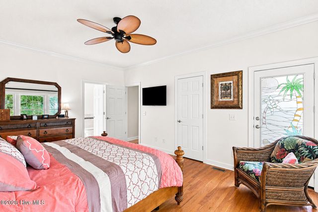 1921 Oak Harbour Drive SW, Ocean Isle Beach, NC 28469