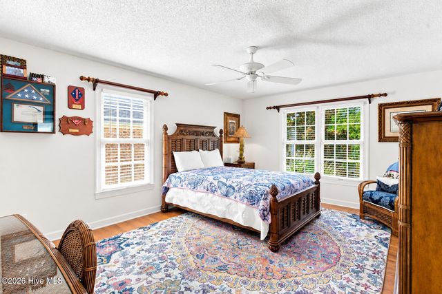 1921 Oak Harbour Drive SW, Ocean Isle Beach, NC 28469