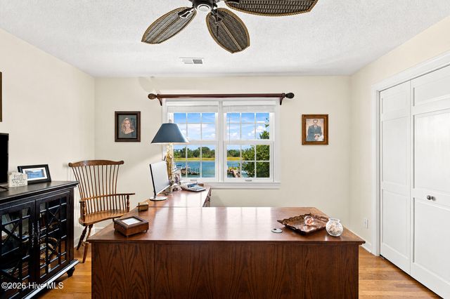 1921 Oak Harbour Drive SW, Ocean Isle Beach, NC 28469