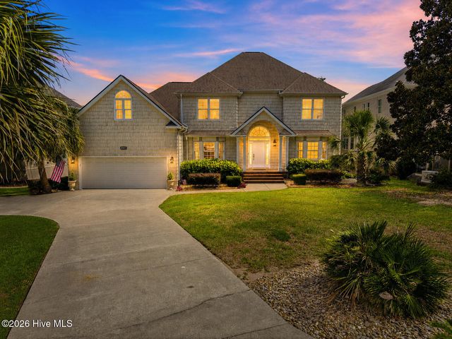 1921 Oak Harbour Drive SW, Ocean Isle Beach, NC 28469