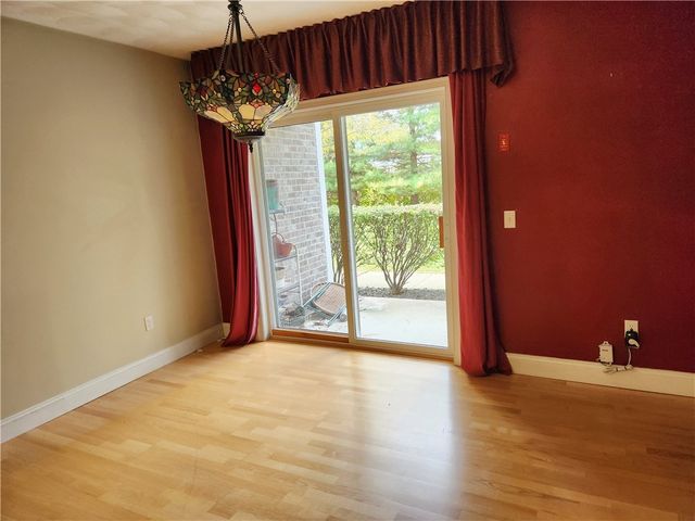 200 Roger Williams Avenue 207, East Providence, RI 02916