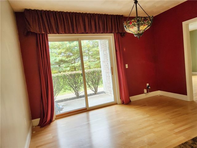 200 Roger Williams Avenue 207, East Providence, RI 02916