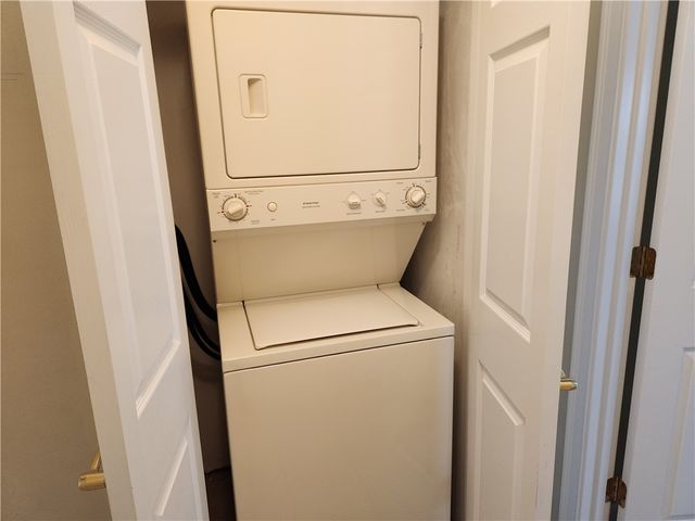 200 Roger Williams Avenue 207, East Providence, RI 02916