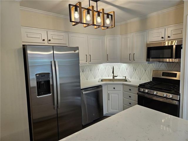 742 OLDE TOWNE Lane, Marietta, GA 30068