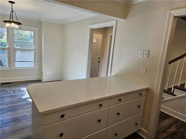 742 OLDE TOWNE Lane, Marietta, GA 30068