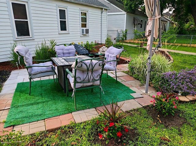 5029 Dupont Avenue N, Minneapolis, MN 55430