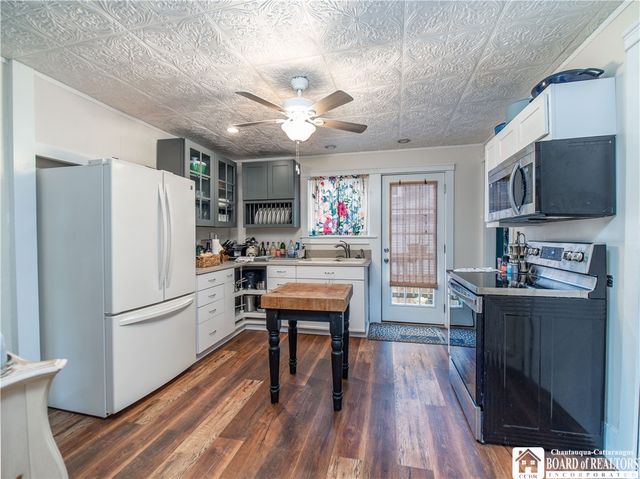 98 Forest Avenue, Jamestown, NY 14701