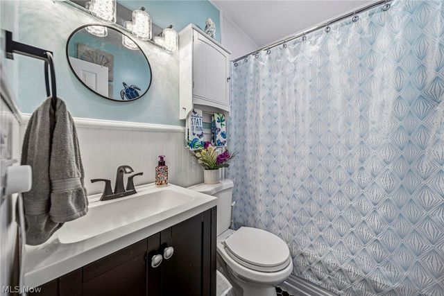 2592 Cherry Blossom Circle, Stow, OH 44224