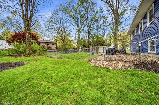 2592 Cherry Blossom Circle, Stow, OH 44224