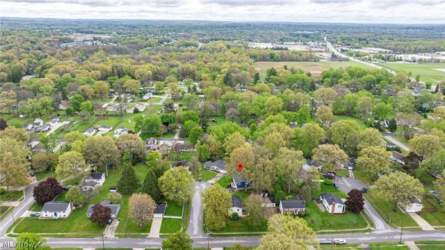 2592 Cherry Blossom Circle, Stow, OH 44224