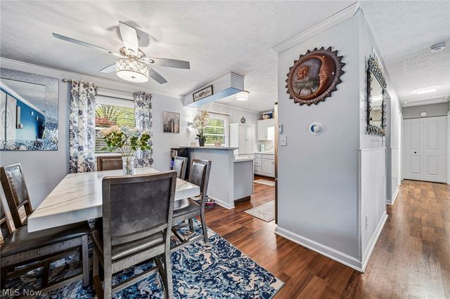 2592 Cherry Blossom Circle, Stow, OH 44224