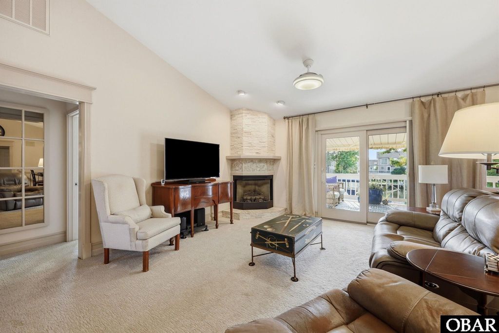 Image 11 of property listing at 4004 Pineway Drive Lot 18, Kitty Hawk, NC 27949