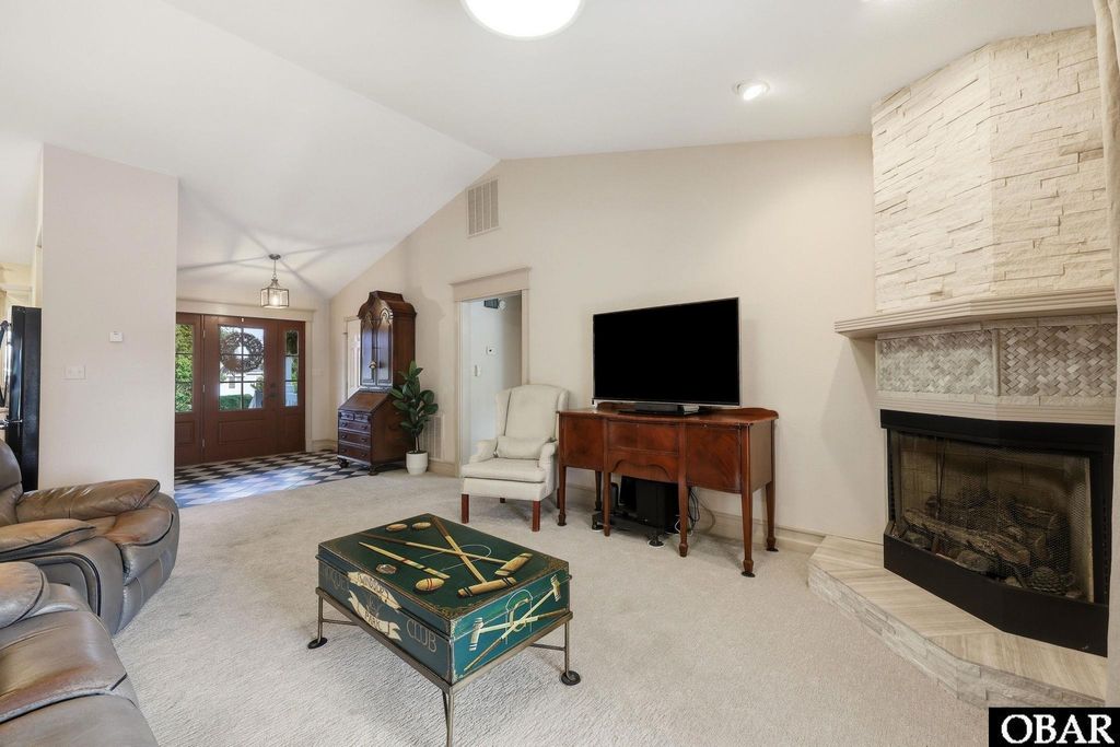 Image 12 of property listing at 4004 Pineway Drive Lot 18, Kitty Hawk, NC 27949