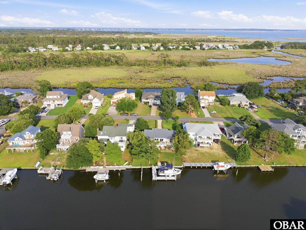 Image 6 of property listing at 4004 Pineway Drive Lot 18, Kitty Hawk, NC 27949