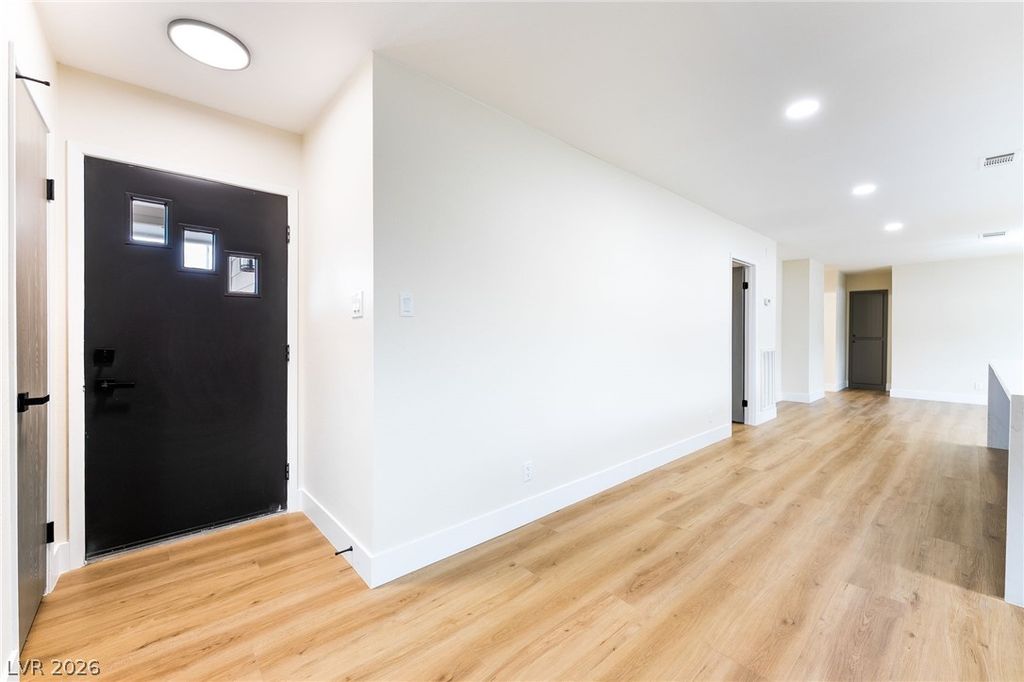 216 Bengal Place, Las Vegas, NV 89145 — photo 4