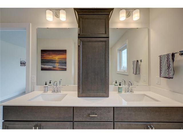 1439 Lee Circle, Hudson, WI 54016