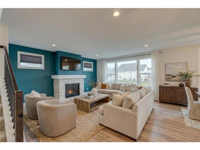 1439 Lee Circle, Hudson, WI 54016