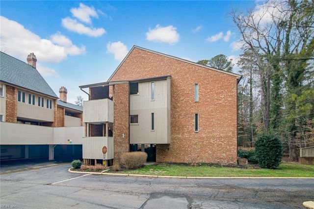376 Merrimac Trl Unit 124, Williamsburg, VA 23185