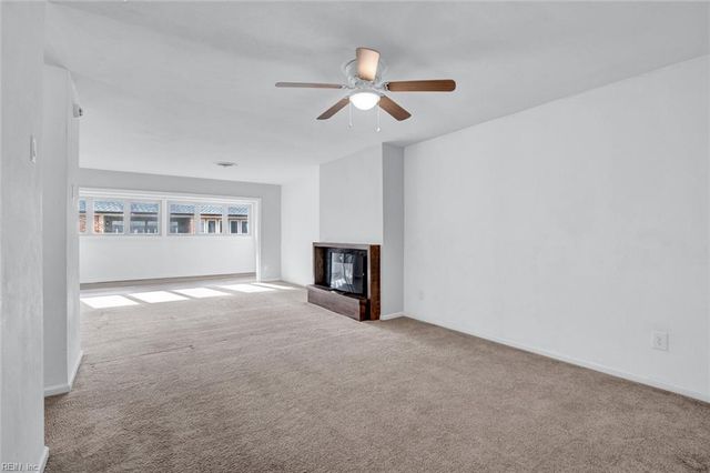 376 Merrimac Trl Unit 124, Williamsburg, VA 23185