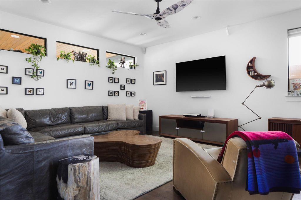 4420 Mount Vernon DR A, Austin, TX 78745