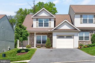 31 MAIZE CIR, Elizabethtown, PA 17022