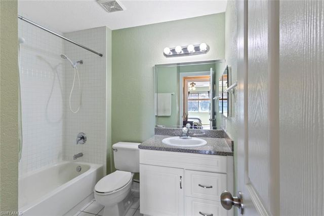 3405 Winkler AVE 204, Fort Myers, FL 33916