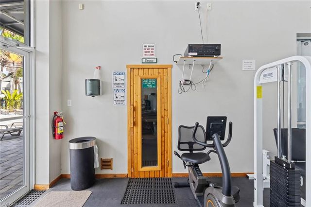 3405 Winkler AVE 204, Fort Myers, FL 33916