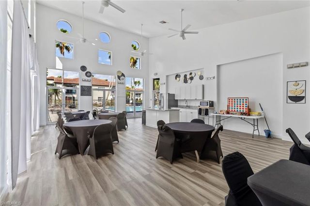 3405 Winkler AVE 204, Fort Myers, FL 33916