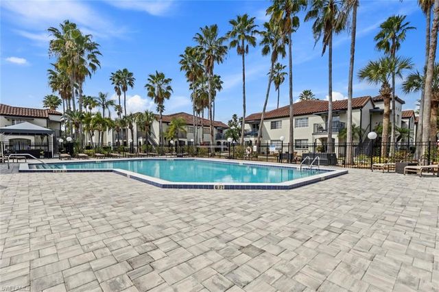 3405 Winkler AVE 204, Fort Myers, FL 33916