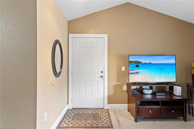 3405 Winkler AVE 204, Fort Myers, FL 33916