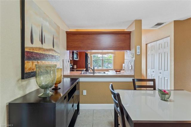 3405 Winkler AVE 204, Fort Myers, FL 33916