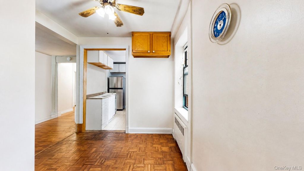 144-15 78th Road 2D, Kew Garden Hills, NY 11367 — photo 3