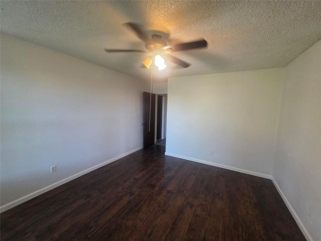 11119 Sageburrow Drive, Houston, TX 77089