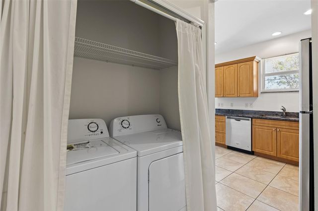 1986 MISSISSIPPI, Englewood, FL 34224