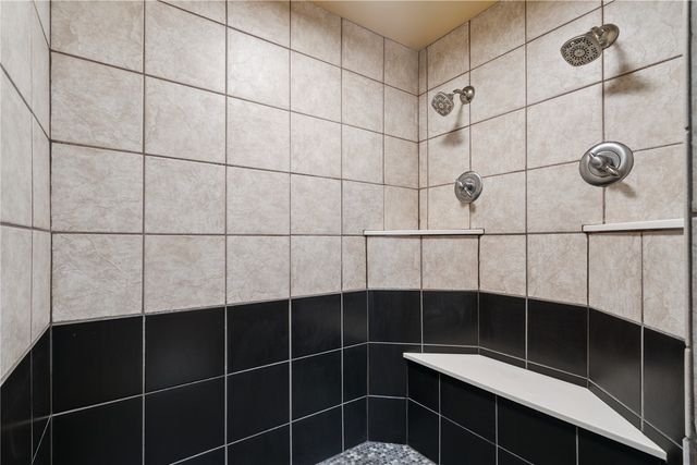 1115 Oak Park Boulevard, Cedar Falls, IA 50613