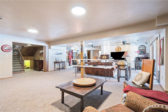 1115 Oak Park Boulevard, Cedar Falls, IA 50613