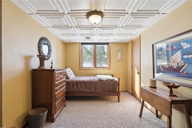 1115 Oak Park Boulevard, Cedar Falls, IA 50613