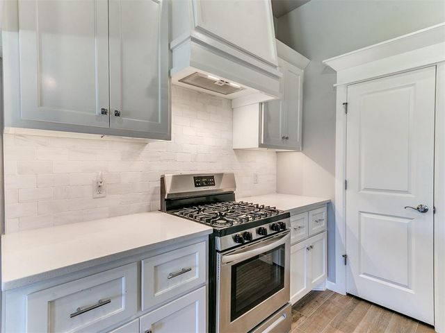 12912 SW 6th St. Street, Yukon, OK 73099