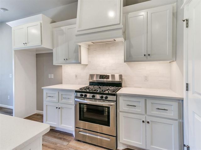 12912 SW 6th St. Street, Yukon, OK 73099