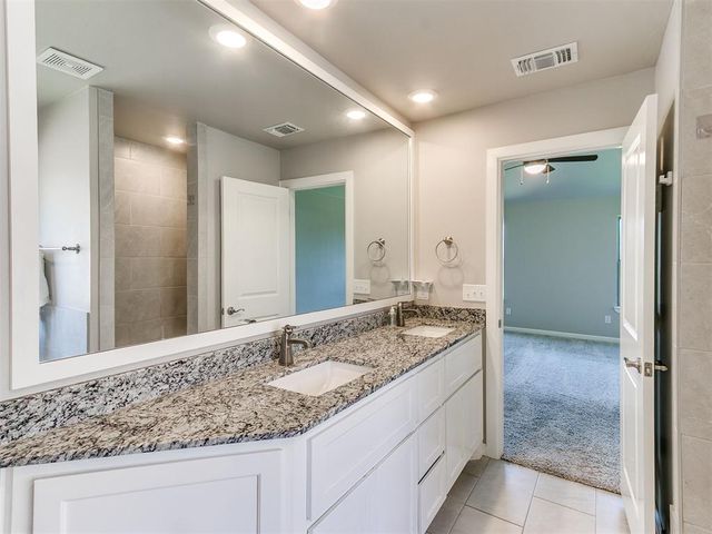 12912 SW 6th St. Street, Yukon, OK 73099